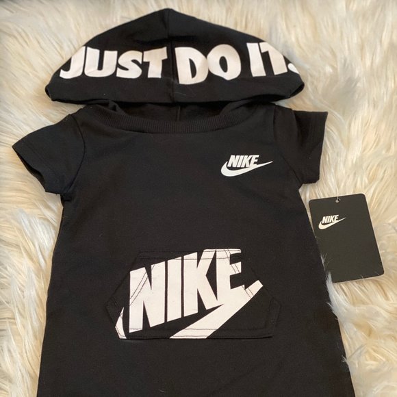 Nike Other - Brand New 6M Infant Nike Onesie Short Set